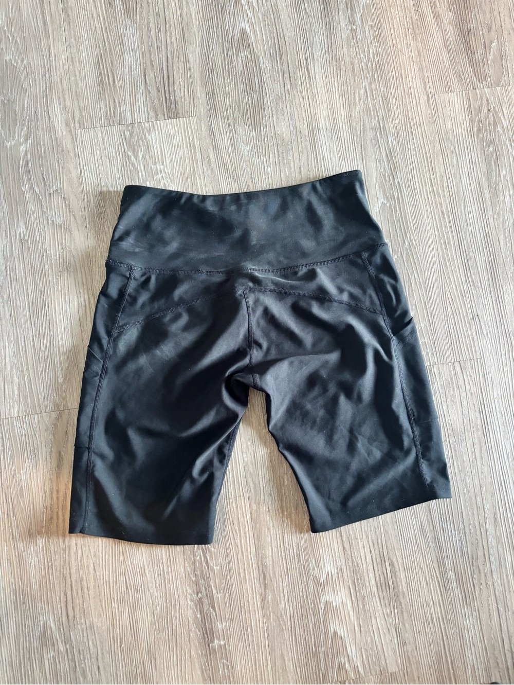 Firm Abs Black High-Rise Women’s Performance Bike Shorts - Picture 3 of 5